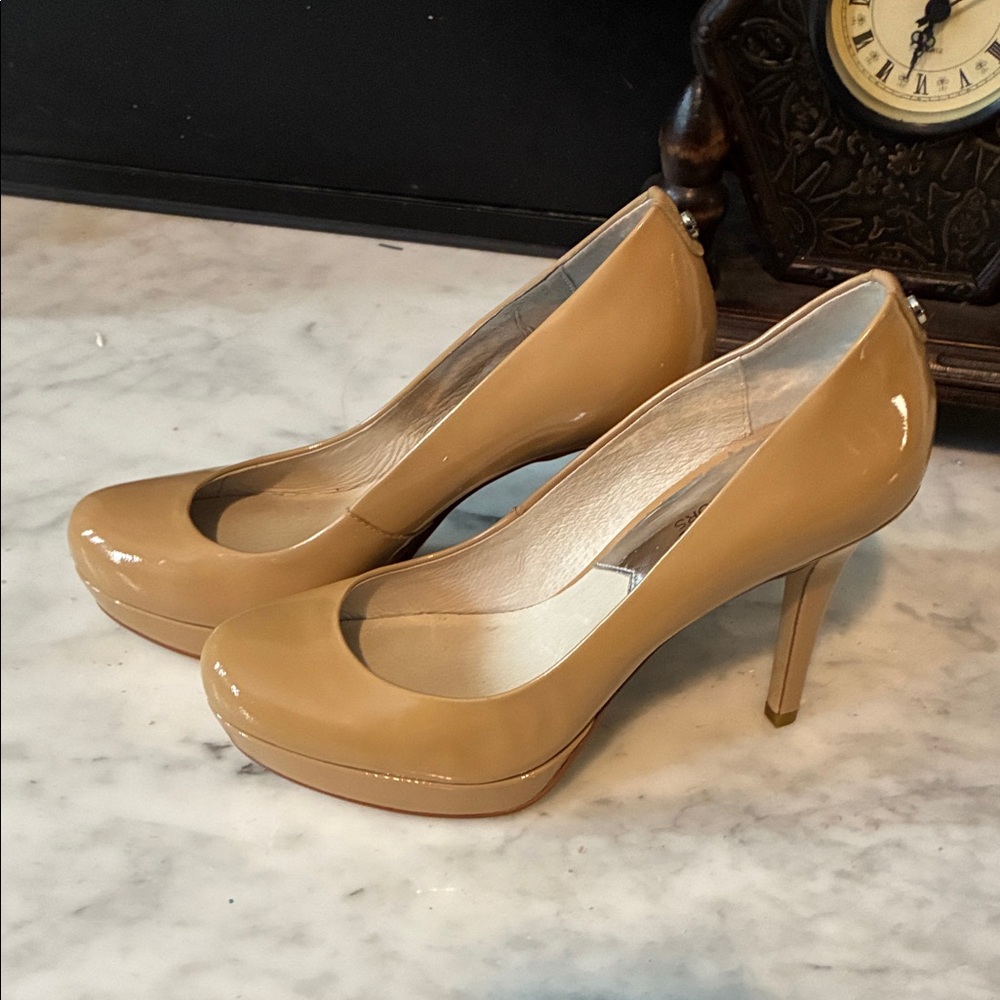 Michael Kors Nude Patent Leather Platform Pumps - Picture 3 of 8